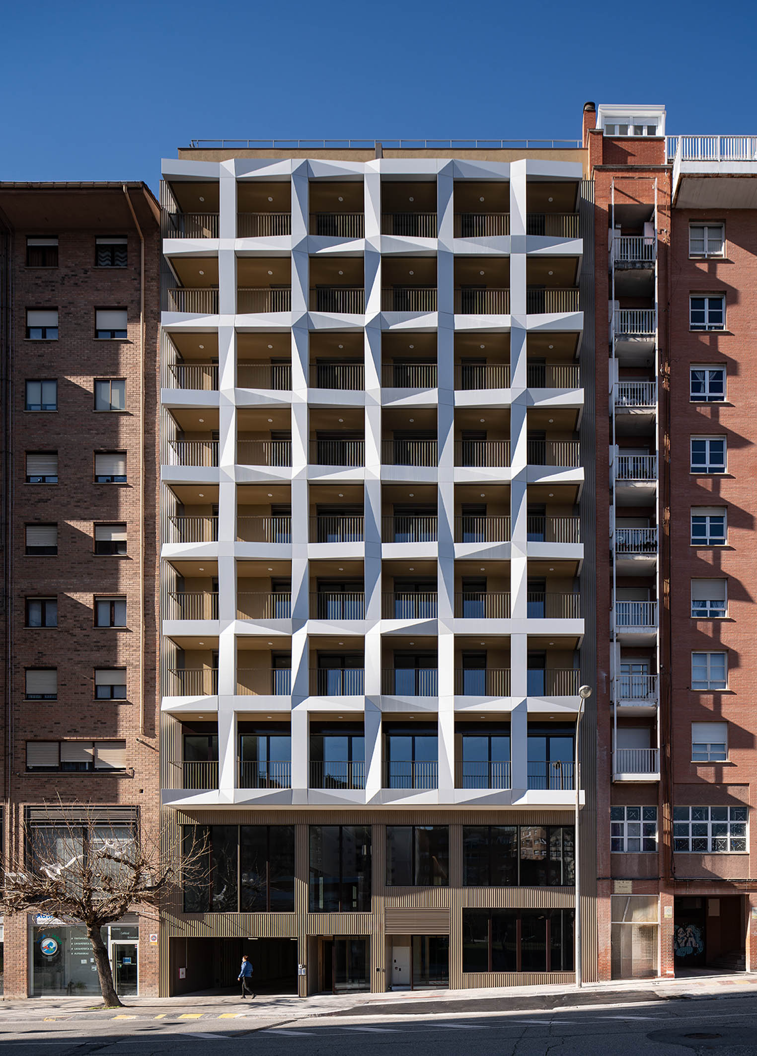 32 Apartamentos en Azplilagaña